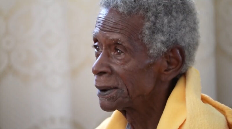 Homem mais velho do mundo aguarda reconhecimento do Guinness. Ele é de Elói Mendes e tem 116 anos