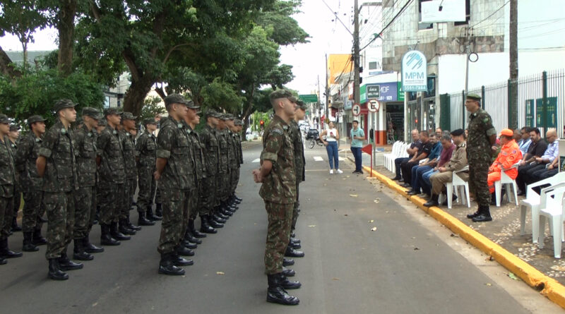 Tiro de Guerra 04010 realiza solenidade em comemoração ao Dia do Exército em Guaxupé