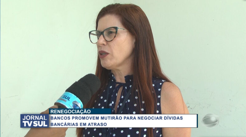 Mutirão ajuda consumidores a negociar dívidas bancárias em atraso