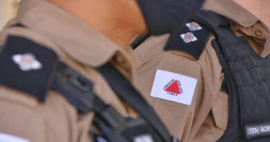 Rádios furtados da Polícia Militar são encontrados em lavoura de café em Muzambinho