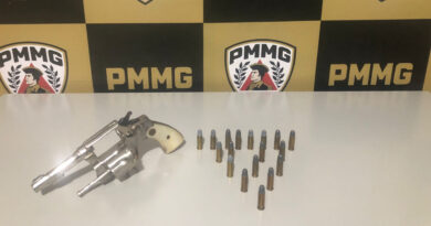 Homem é preso após denúncia de agressão e apreensão de arma em Guaranésia