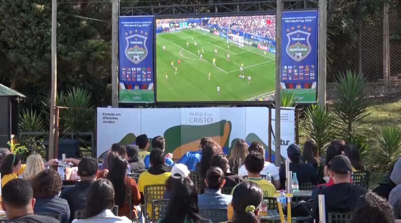 Brasil passa pelo Japão e vai às oitavas na copa do mundo