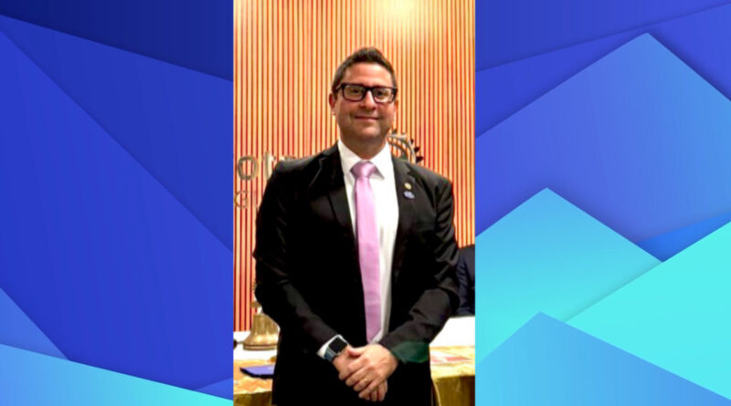 Rotary Club Guaxupe tem novo presidente.