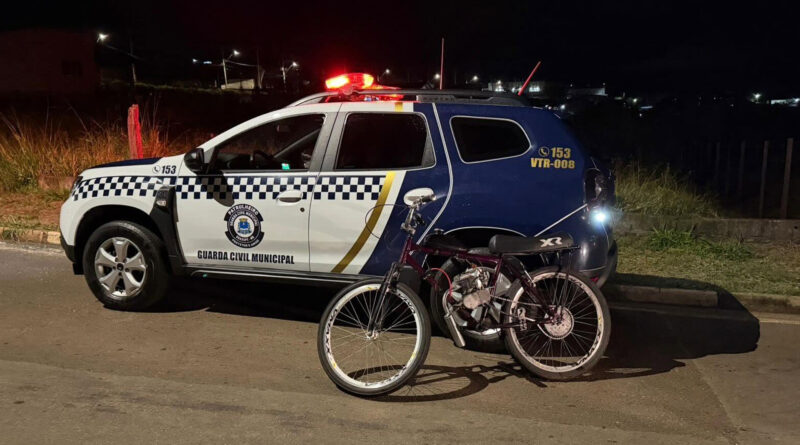 Denúncia de direção perigosa termina com bicicleta motorizada apreendida no Fazenda Planalto