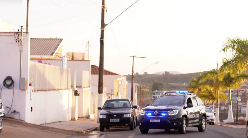 Polícia Civil prende três suspeitos de integrar esquema de tráfico de drogas em Nova Resende