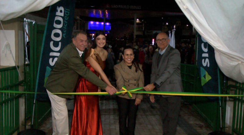 Abertura da 74ª Exposição Nacional de Orquídeas de Guaxupé