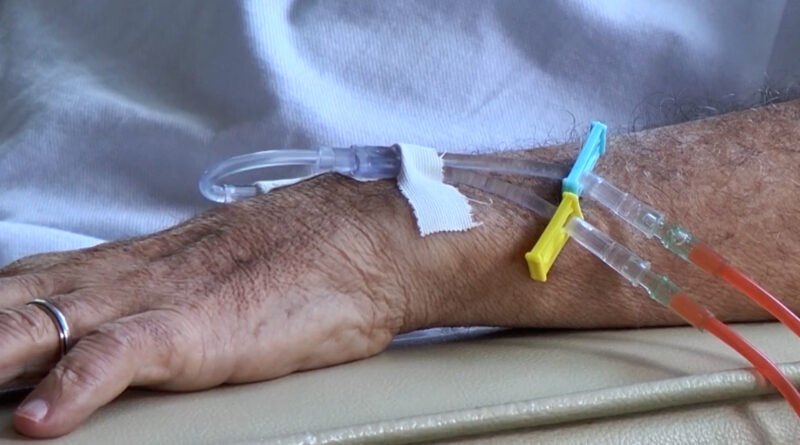 Cancer de garganta e pescoço.