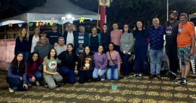 Começa a 1ª Festa na Praça da Igreja do Rosário em Guaxupé