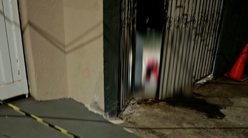 Homem é preso em flagrante após esfaquear e matar o pai em Guaxupé